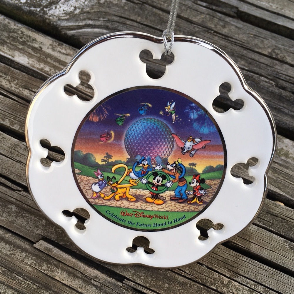 Walt Disney World 2000 Celebrate the Future Hand in Hand Ceramic Ornament